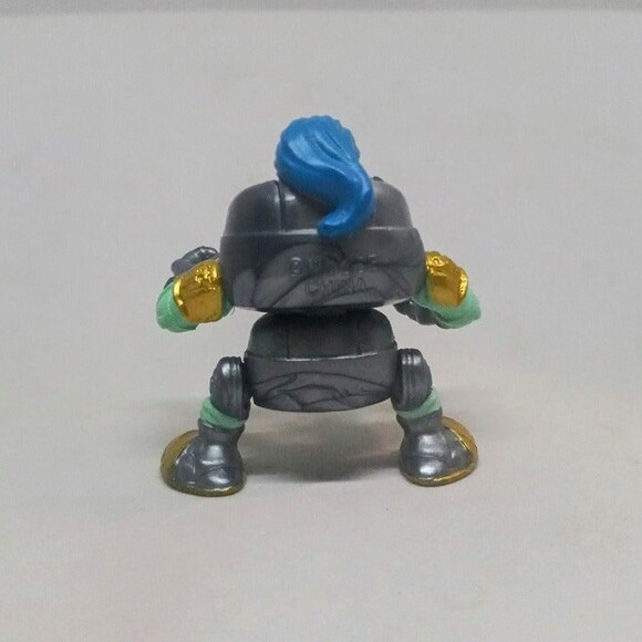 Moose Toys Treasure X Aliens Cosmic Knights Vinyl Figure-Sir Butt Head-Series 3 - Picture 3 of 7